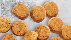 biscuits and crunchy cookies