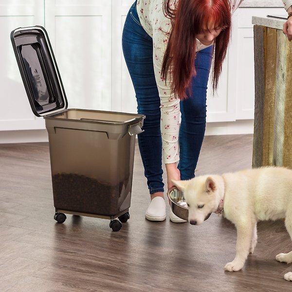 Show full view: IRIS USA WeatherPro Airtight, Dog, Cat, Bird & Small-Pet Food Storage Container, Black, 10-kg slide 3 of 9