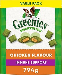 Greenies Smartbites Immune Support Chicken Flavour Soft & Crunchy Dog Treats, 794-g pouch