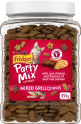 Friskies Party Mix Mixed Grill Crunch with Real Chicken Cat Treats, 454-g pouch
