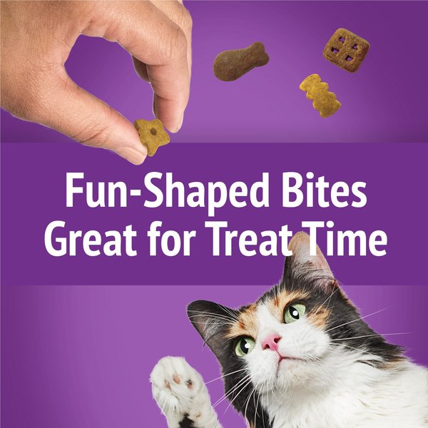 Show full view: Friskies Party Mix Kahuna Crunch with Real Ocean Whitefish Cat Treats, 170-g pouch slide 6 of 9
