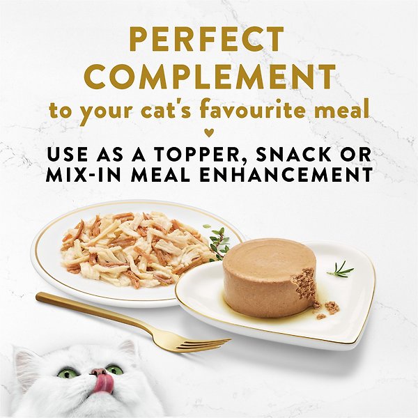 Show full view: Fancy Feast Hors d'Oeuvre White Meat Chicken & Shredded Beef Appetizer Cat Food Complement, 57-g pouch, case of 10 slide 4 of 10