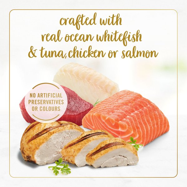 Show full view: Fancy Feast Gravy Lovers Variety Pack Wet Cat Food, 85-g can, case of 12 slide 4 of 9