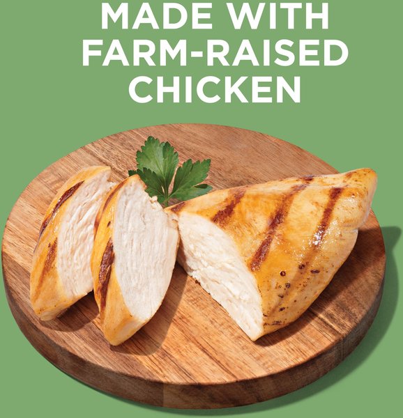 Show full view: Dog Chow Natural with Farm-Raised Chicken Dry Dog Food, 19.3-kg bag slide 4 of 15