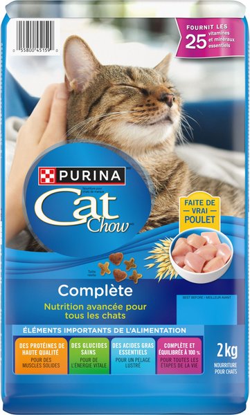 Show full view: Cat Chow Complete with Real Chicken Dry Cat Food, 2-kg bag slide 3 of 10
