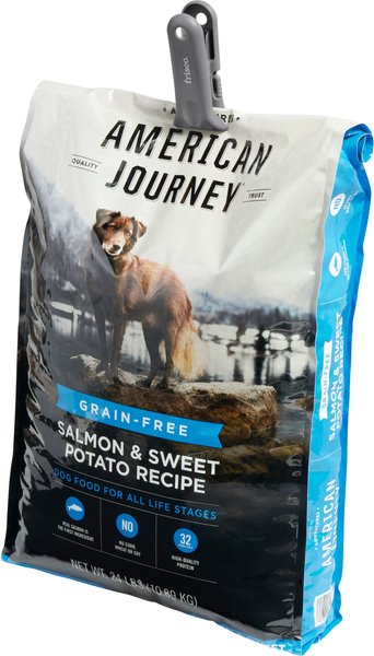 Show full view: Frisco 2-in-1 Collapsible Food Scoop with Clip, 1 Cup slide 4 of 6