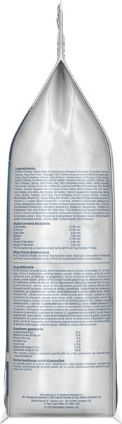 Show full view: Blue Buffalo Tastefuls Natural Adult Indoor Chicken Dry Cat Food, 3.1-kg bag slide 3 of 8