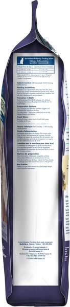 Show full view: Blue Buffalo Wilderness Chicken Grain-Free Adult Dry Cat Food, 5.4-kg bag slide 3 of 9
