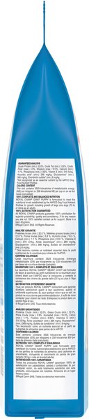 Show full view: Royal Canin Size Health Nutrition Giant Puppy Dry Dog Food, 13.62-kg bag slide 4 of 10