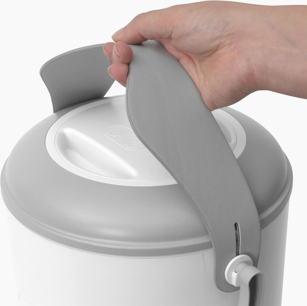 Show full view: Catit PIXI Smart Vacuum Cat Food Container slide 6 of 7