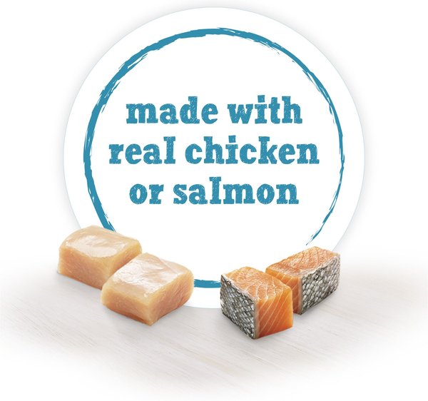 Show full view: Purina Beneful Incredibites Real Chicken & Salmon in Gravy Variety Pack Wet Dog Food, 85-g can, case of 12 slide 3 of 10