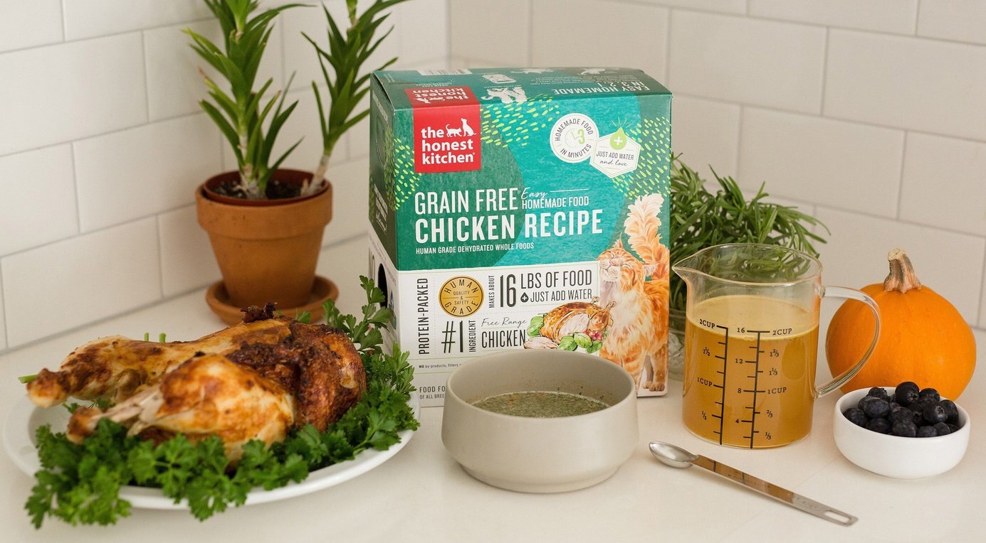 Curated visual reference: The Honest Kitchen Dehydrated Grain Free Chicken Cat Food 8 Photo Inspiration