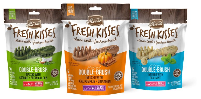 MERRICK Fresh Kisses Infused with Coconut Oil Botanicals Medium Dental Dog Treats 6 count Chewy