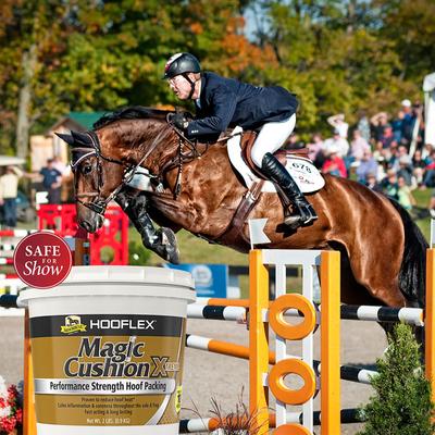 Show full view: Absorbine Hooflex Magic Cushion Xtreme Performance Strength Horse Hoof Packing, 2-lb tub slide 4 of 6