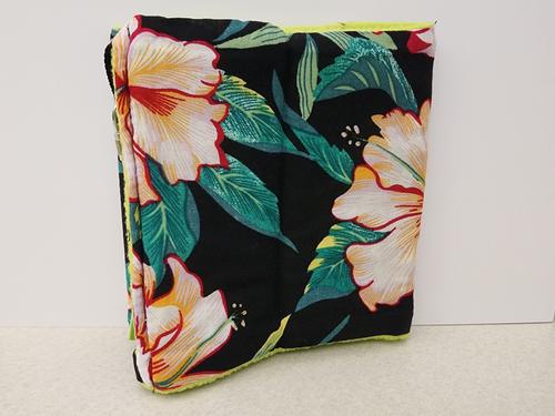 Show full view: A&E Cage Company Soft Sided Bird Tent, Pattern Varies slide 7 of 10