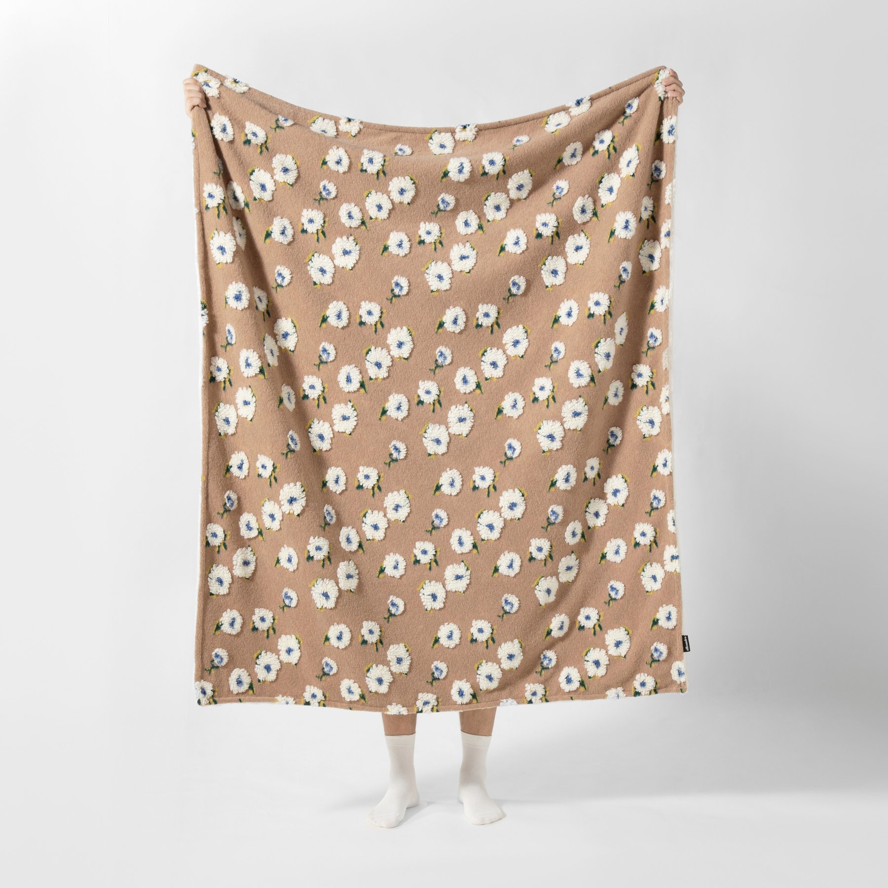 Allisandro Midnight Gardenia Jacquard Dog & Cat Blanket, Brown, XX-Large