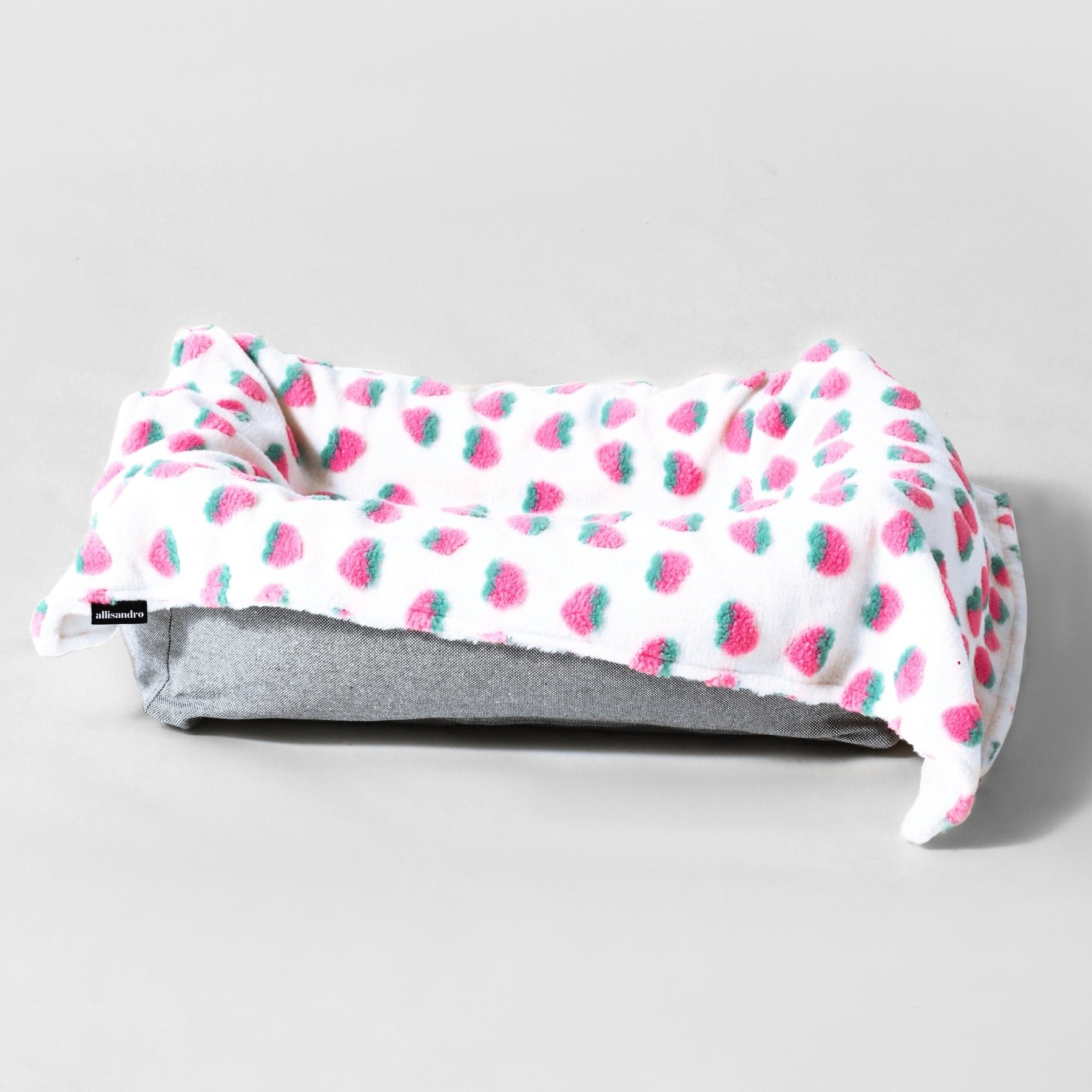 Allisandro Strawberry Jacquard Dog & Cat Blanket, Pink Strawberries, Large