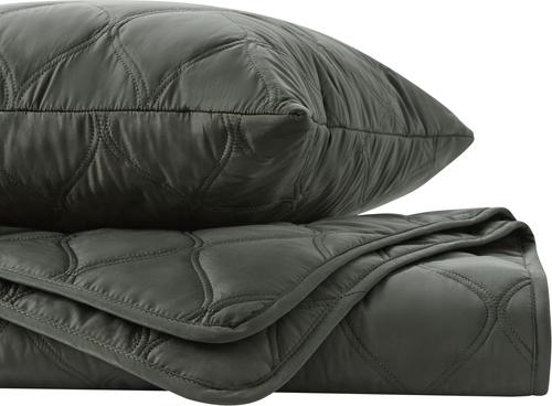 Show full view: Allisandro Waterproof & Reversible Furniture Protector Dog & Cat Blanket, Grey, King slide 6 of 8