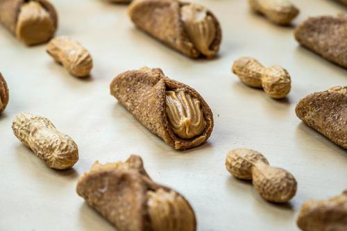 Show full view: Annie's Pooch Pops Peanut Butter Cannolis Dog Treats, 12 count slide 6 of 11
