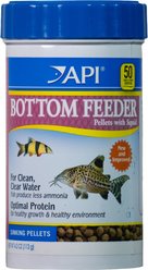 API Sinking Squid Pellets Bottom Feeder Fish Food, 4-oz bottle