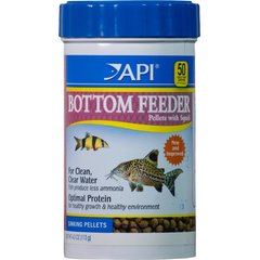 API Sinking Squid Pellets Bottom Feeder Fish Food, 4-oz bottle