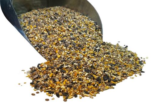 Show full view: Bar ALE Organic 4 Way Supreme Poultry Scratch, 10-lb bag slide 3 of 5