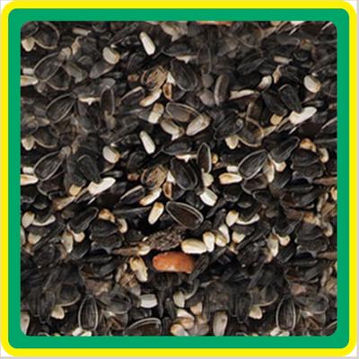 Show full view: Better Bird Cardinal Bird Food, 4-lb bag slide 3 of 9