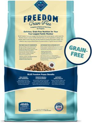Show full view: Blue Buffalo Freedom Adult Fish Recipe Grain-Free Dry Cat Food, 5-lb bag slide 3 of 12