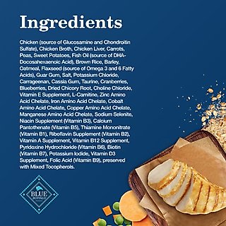 Blue Buffalo Homestyle Recipe Chicken Dinner with Garden Vegetables Senior Wet Dog Food, 12.5-oz, case of 12 slide 4 of 8