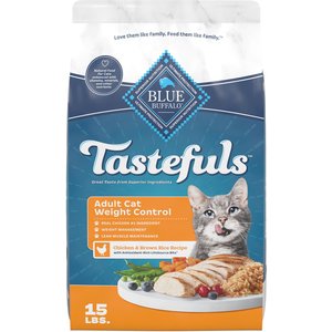 Blue Buffalo Tastefuls Weight Control Adult Dry Cat Food, 15-lb bag