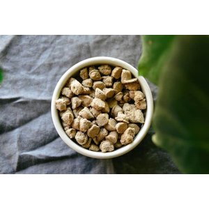 Boss Cat Freeze-Dried Raw Pork Nuggs Dry Cat Food, 9-oz bag