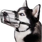 Labra Short Snout Flexible Silicone Dog Muzzle, Black