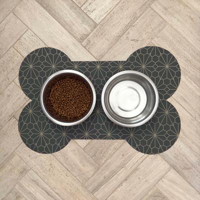 Show full view: Bungalow Flooring Geoscope Placemat, Black, 18 x 27-in slide 3 of 7