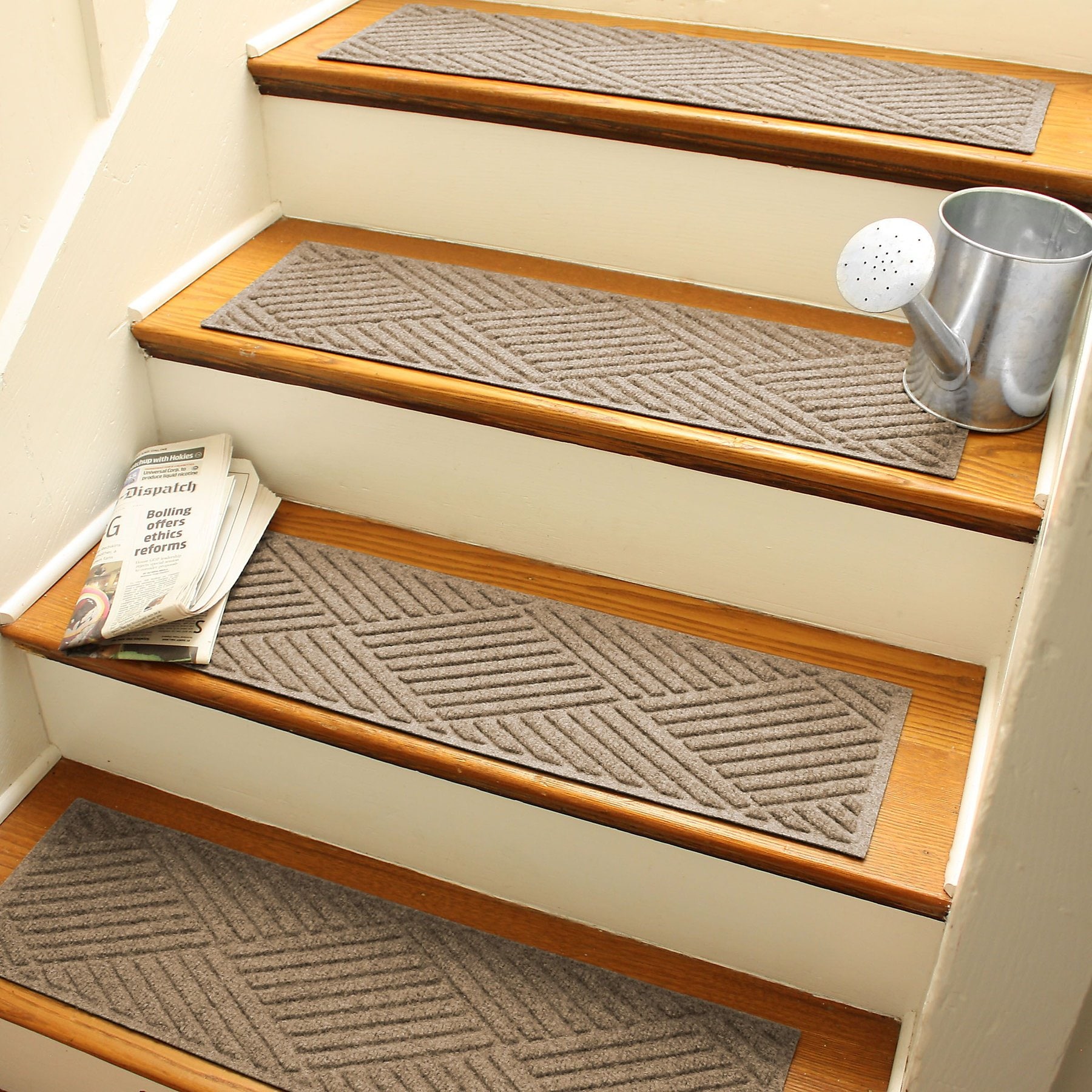Bungalow Flooring WaterHog Diamonds Stair Treads, 4 count, Camel