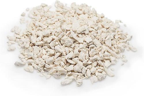 Show full view: Cat-Man-Doo Life Essentials Freeze-Dried Chicken Sprinkles Dog & Cat Treats, 5-oz bag slide 4 of 7