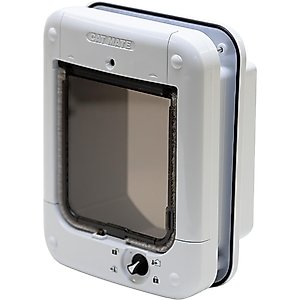 CAT MATE Elite Super Selective Microchip & I.D. Disc Cat