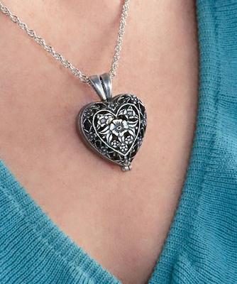 Show full view: Cathedral Art Paw Print Memorial Ashes Locket Necklace, Pewter slide 6 of 7