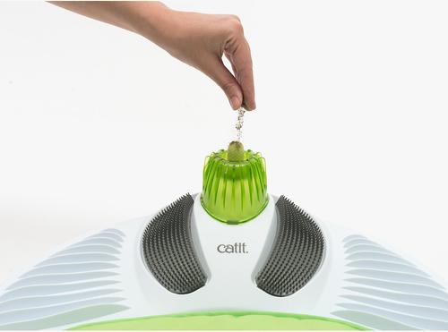 Show full view: Catit Catnip Shaker, 0.53-oz can slide 4 of 8