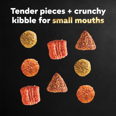 Show full view: Cesar Porterhouse Flavor & Spring Vegetables Garnish Small Breed Adult Dry Dog Food, 5-lb bag slide 6 of 11