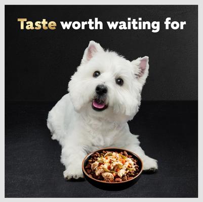 Show full view: Cesar Simply Crafted Variety Pack Chicken, Carrots & Green Beans & Beef, Chicken, Purple Potatoes, Peas & Carrots Wet Dog Food Topper, 1.3-oz can, 16 count slide 5 of 11