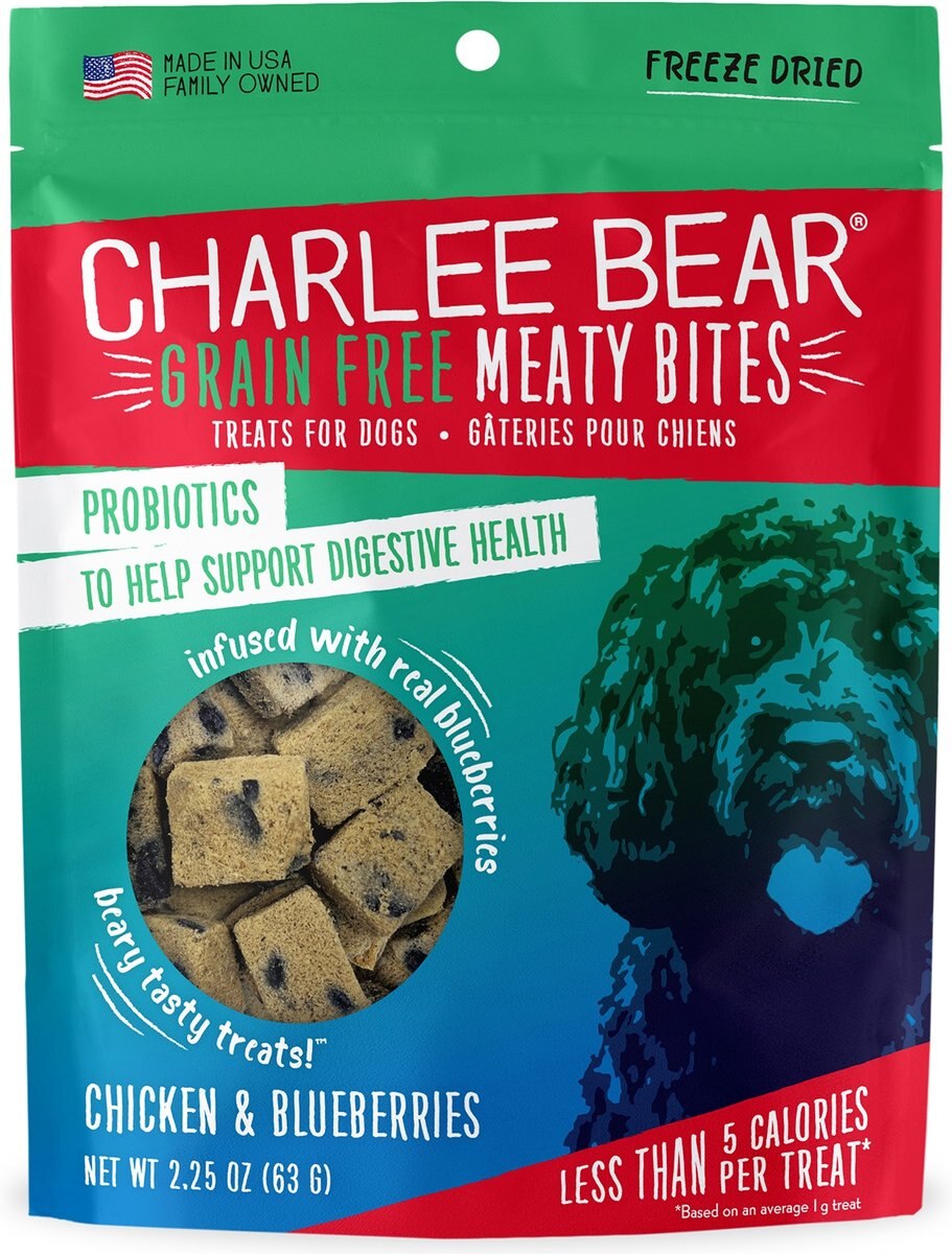 Charlee Bear Meaty Bites Chicken & Blueberries Grain-Free Freeze-Dried Dog Treats
