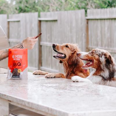 Show full view: Cloud Star Wag More Bark Less Texas Style BBQ Beef Recipe Grain-Free Jerky Dog Treats, 10-oz bag slide 7 of 11