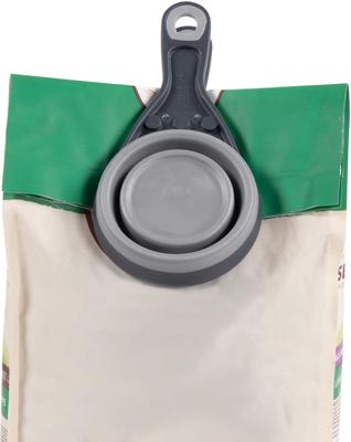 Show full view: Dexas Popware for Pets Polypropylene Collapsible KlipScoop Dog Food Scoop slide 2 of 3