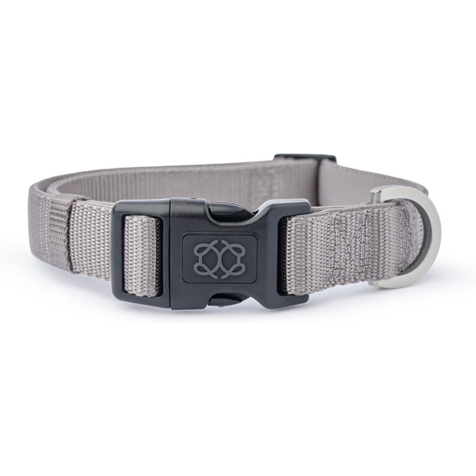 DOGISTRY Adjustable City Dog Collar, Steel, Medium: 13 to 20-in neck, 3/4-in wide