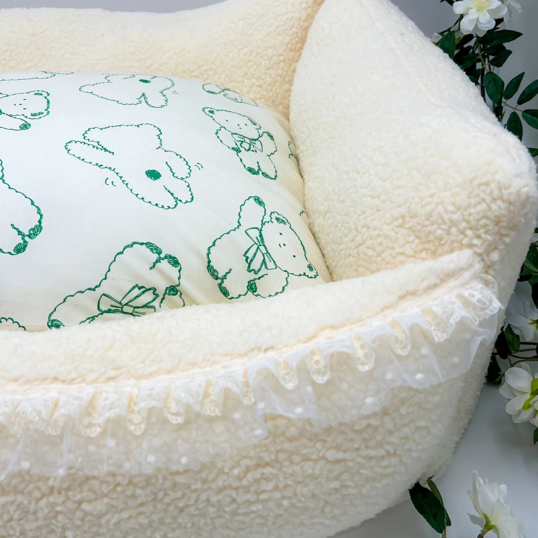 Dolly Pet Lace Haven Fuzzy Bear Den Dog Bed with Removable Cover, Yellow/Green, Medium