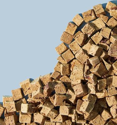 Show full view: Downtown Pet Supply Barkery Beef Liver Grain-Free Adult Freeze-Dried Dog & Cat Treats, 1-lb bag slide 4 of 7