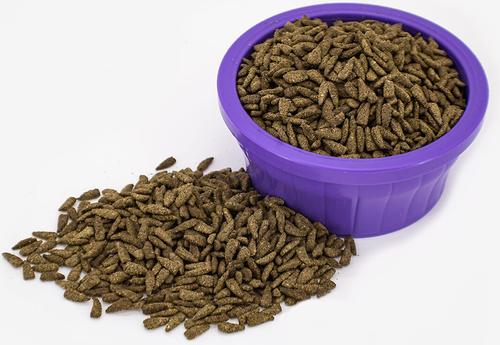 Show full view: Dr. Pol Healthy Balance Alfalfa Recipe Rabbit Feed, 6-lb bag slide 3 of 7