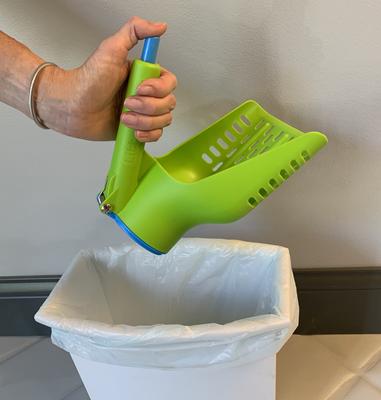 Show full view: Duke-N-Boots Easy-Release Cat Litter Scoop, Green slide 5 of 6