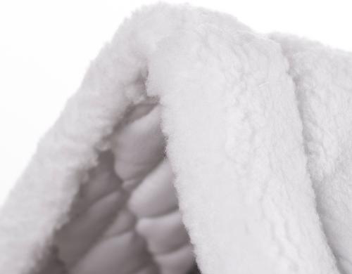 Show full view: Equinavia Eidsvoll Classic Fleece Show Pad, White, Large slide 8 of 9