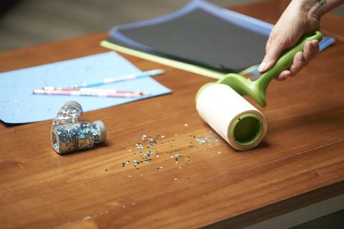 Show full view: Evercare Pet Plus Giant Extreme Stick T-Handle Pet Lint Roller, 70 sheets slide 4 of 9